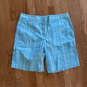 Women’s Izod XFG Plaid Golf Shorts Size 10